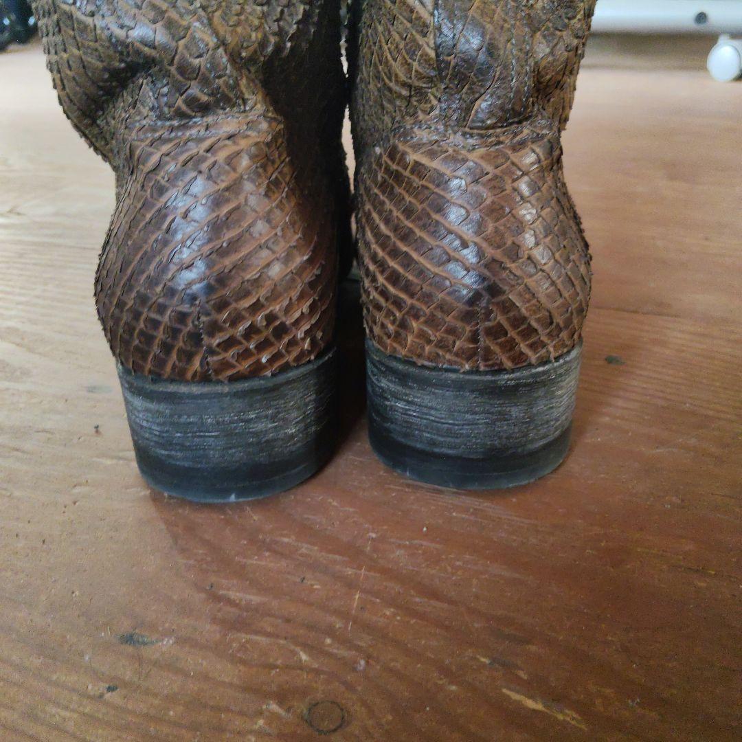 アタッチメント　ATTACHMENT　パイソン風ペコスブーツ