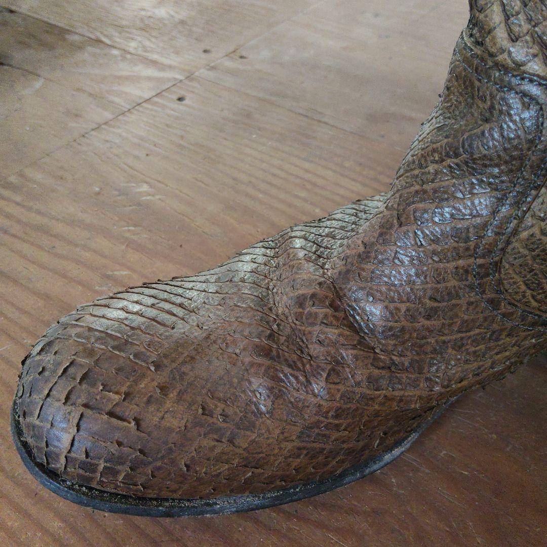 アタッチメント　ATTACHMENT　パイソン風ペコスブーツ