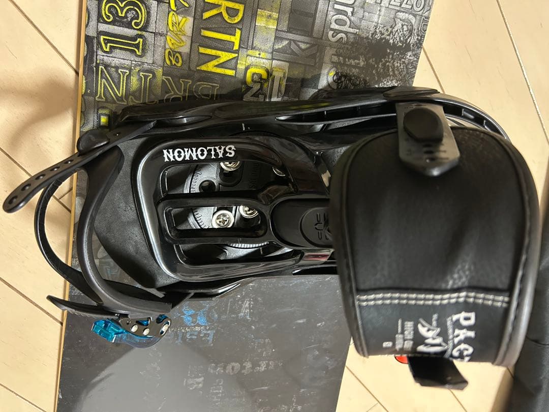 BURTON 板スノーボードセット　SALOMON バイン付き