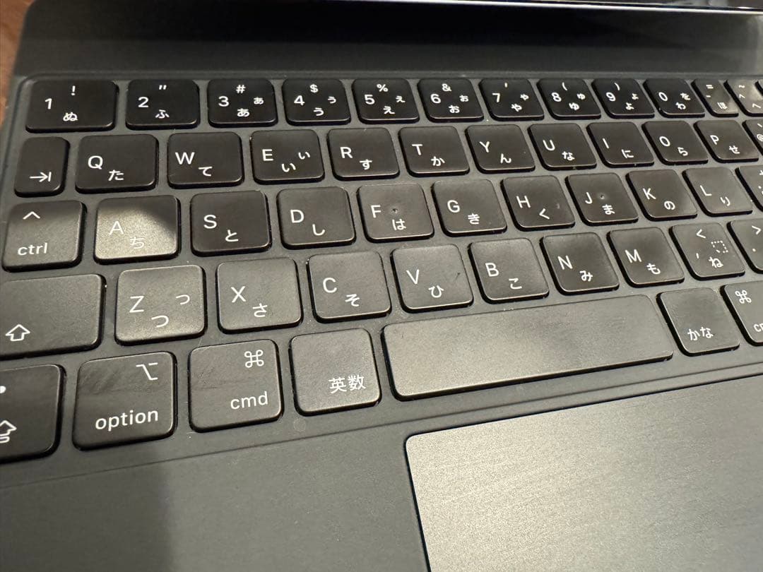 iPad Pro11インチ M2 + Magic Keyboard