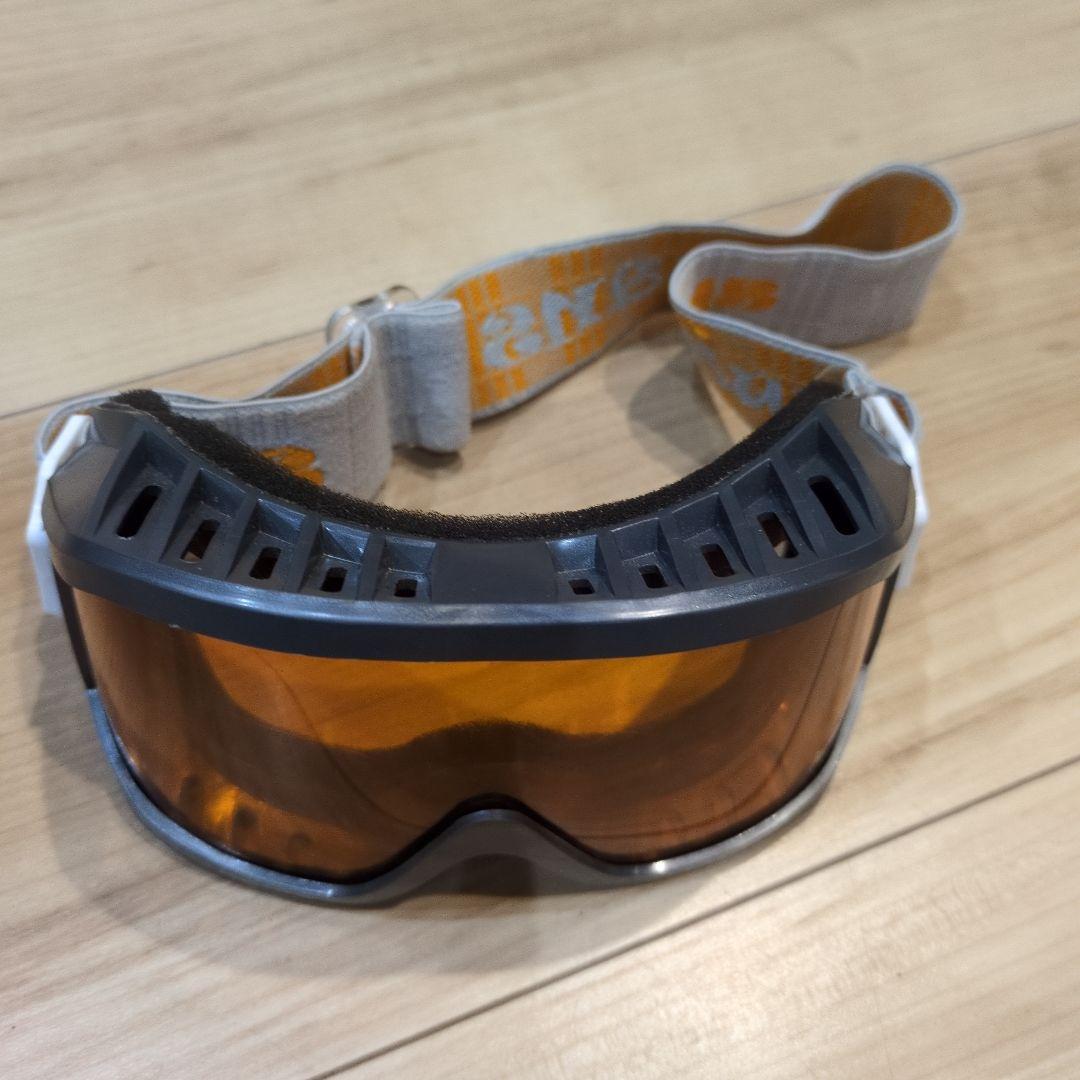 【中古】 KAZAMA スキー板126cm・ストック・ブーツセット　袋おまけ付き