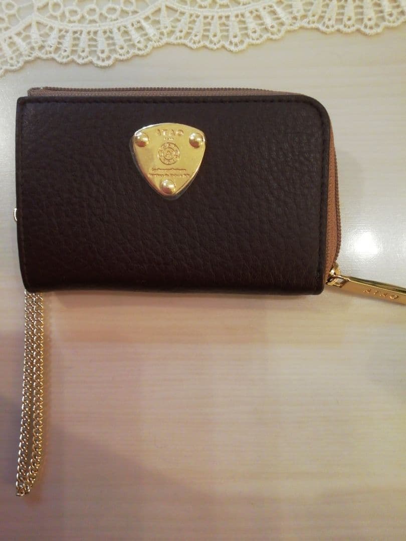 ATAO/アタオ　お値下げ中です【ベル】レザーキーケース　財布