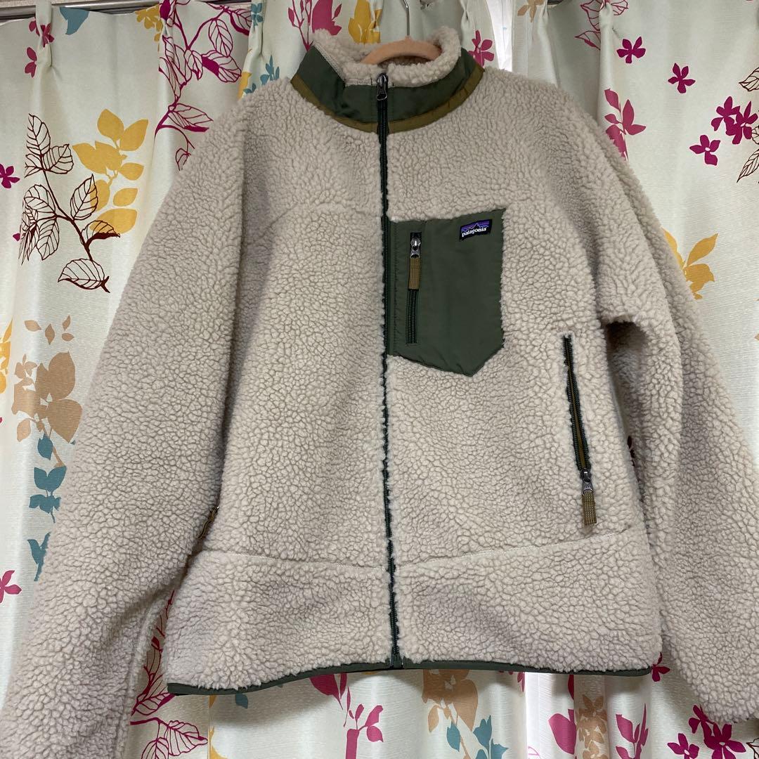 Patagonia レトロ　キッズ　XXL ボア　レディースにも　未使用オリーブ