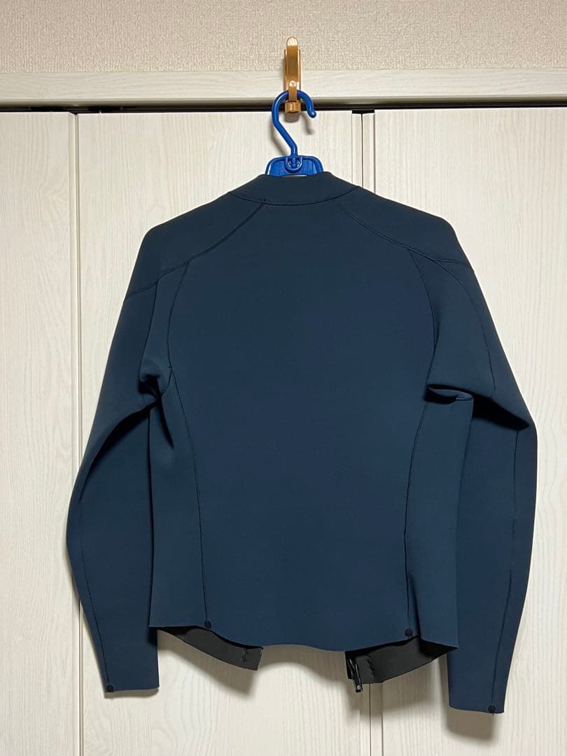 美品　 RASHタッパー（３mm） L size 【期間限定値引き】