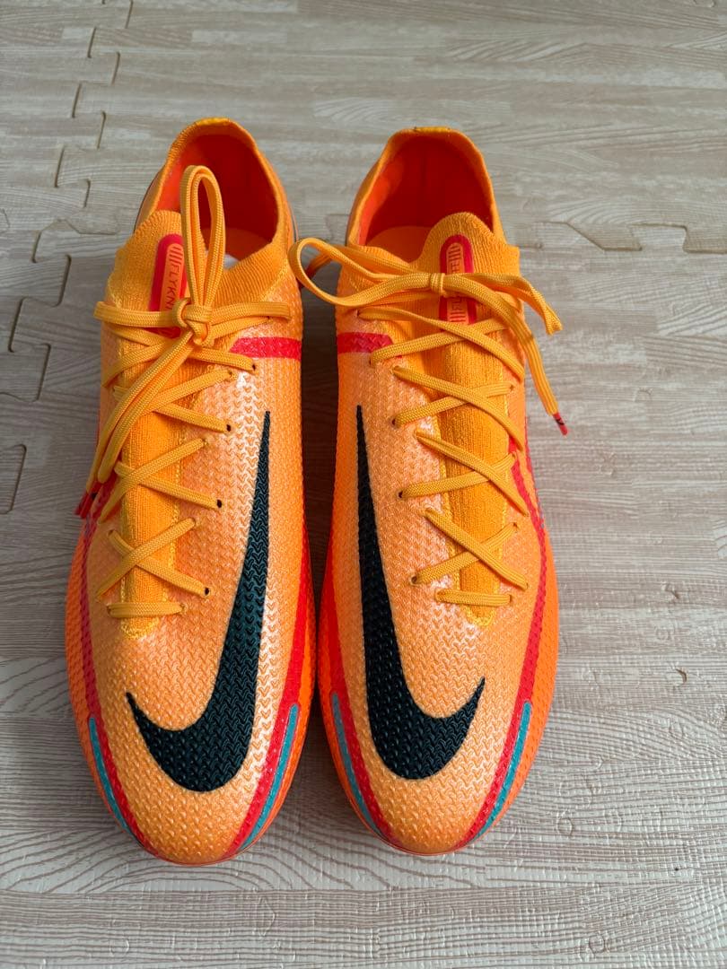 NIKE ファントム GT2 エリート FG 28.0センチ