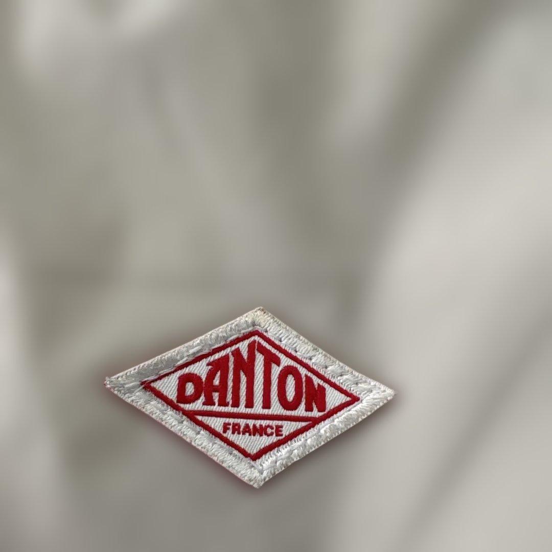 DANTONインサレーションジャケット　ストレッチナイロン　撥水　アイボリー