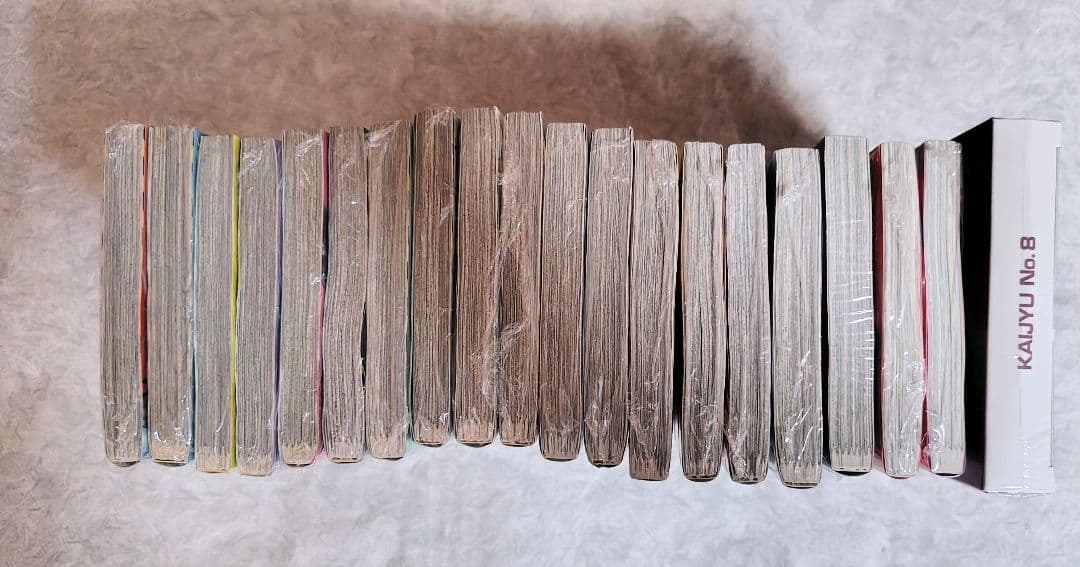 怪獣8号 1〜15巻、スピンオフ 4冊 初版新品未開封 特典付き 保科宗四郎多め