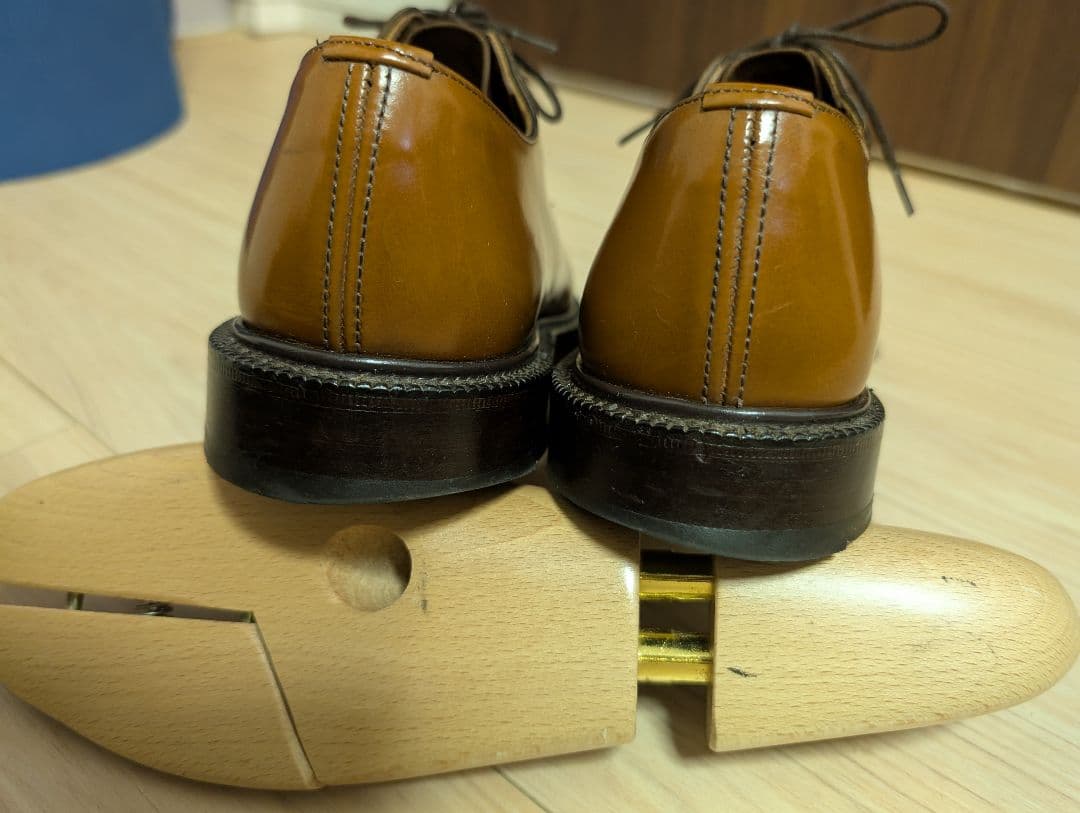 チャーチ　シャノン　サンダルウッド　60F