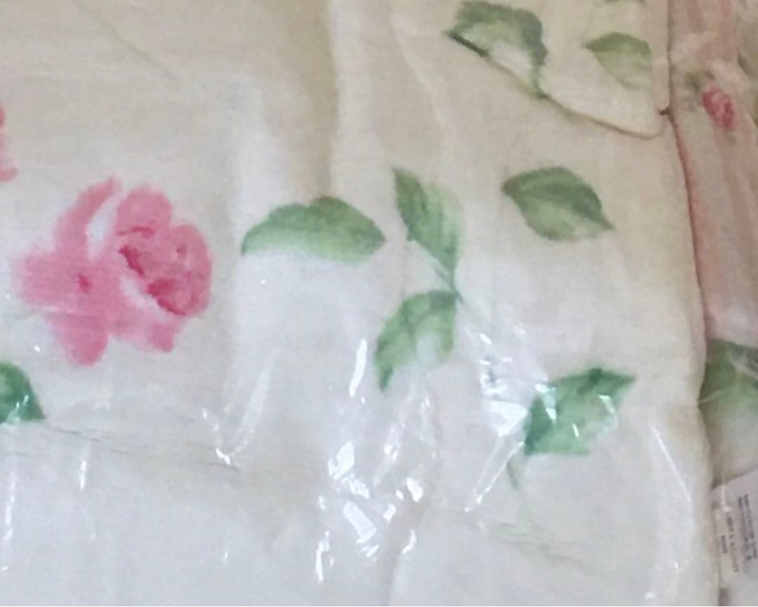 ローラアシュレイ ブランケット