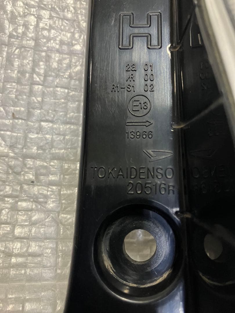 ♦︎ダイハツ★タントカスタムLA600S右純正テール♦︎インナーブラックタイプ♦︎