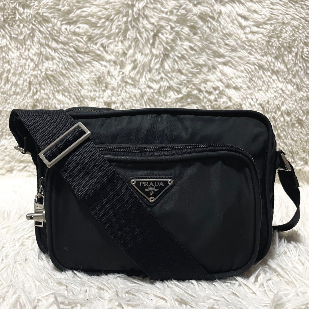 【良品】PRADA プラダ　カメラバッグ　ナイロン　ブラック　黒　レディース