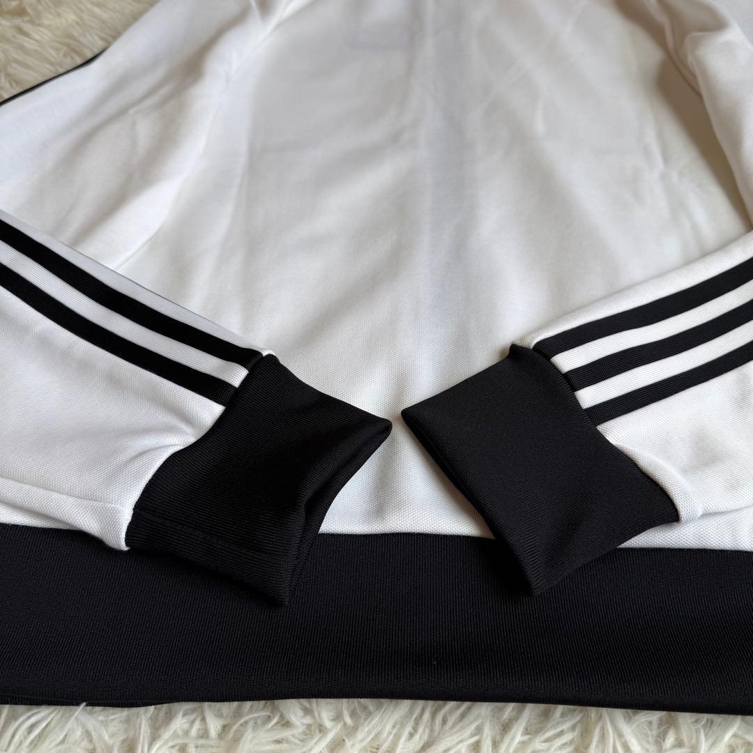 【タグ付き】adidas アディダス　トラックジャケット　 クラシック トラック