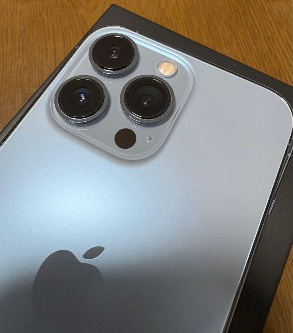 【カニエル】iPhone13pro 128GB シエラブルー