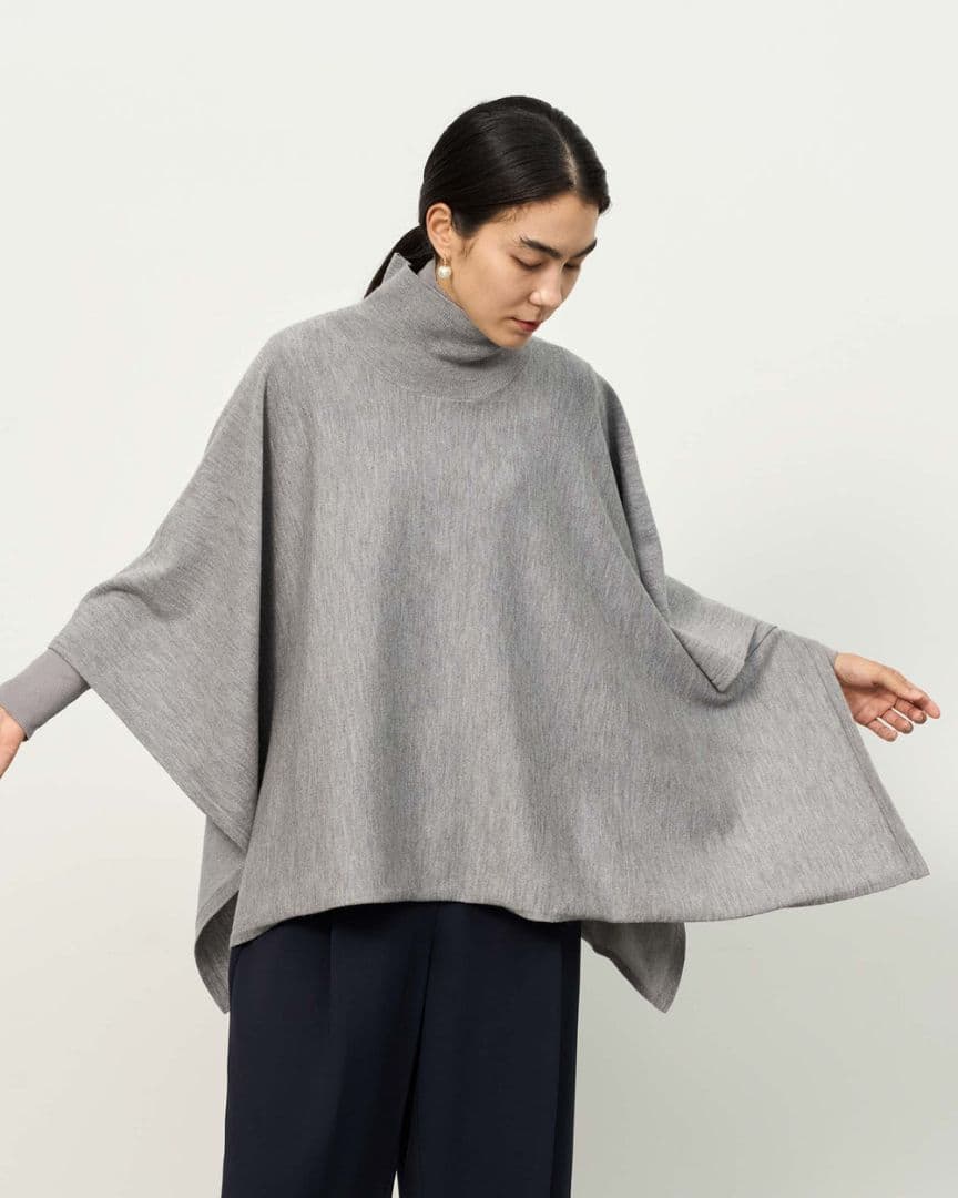 ソージュ soeju ケープニット　ウール混2wayカーディガン　グレー