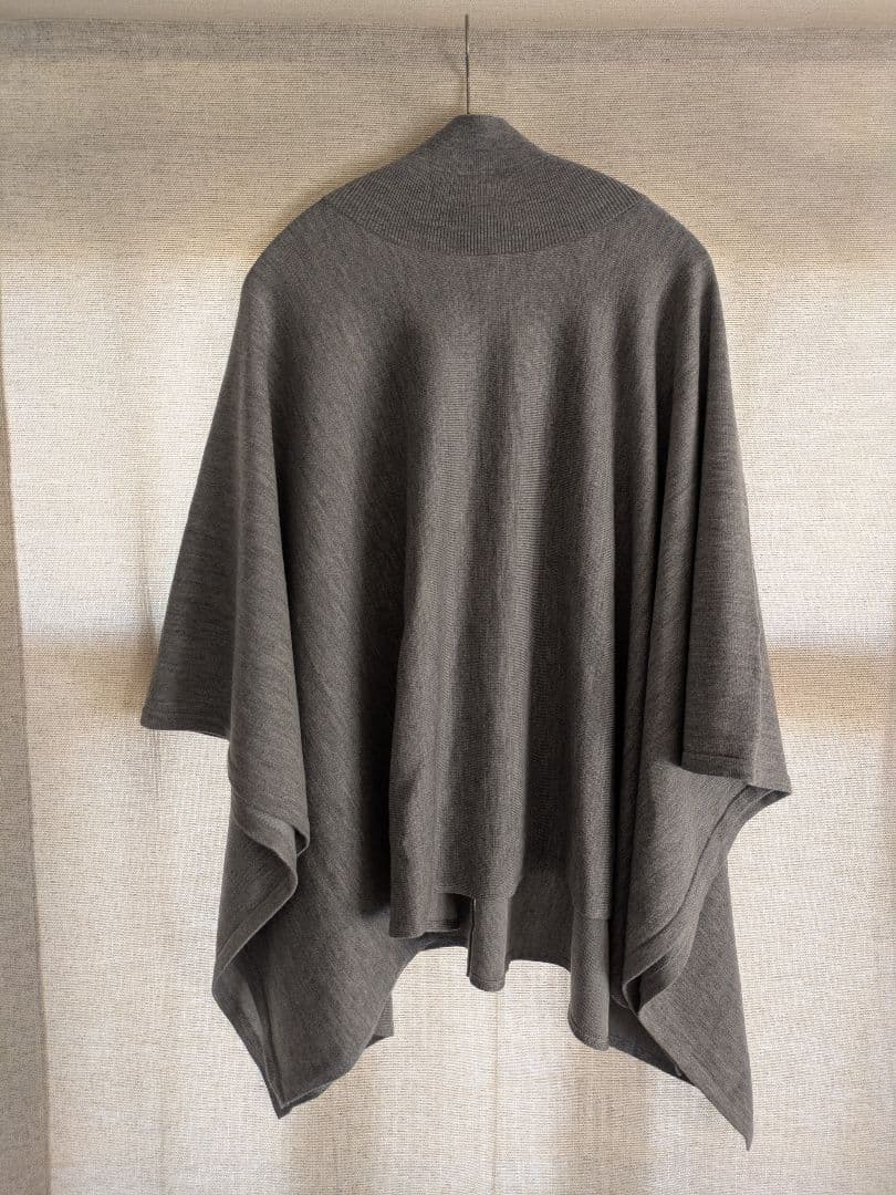 ソージュ soeju ケープニット　ウール混2wayカーディガン　グレー