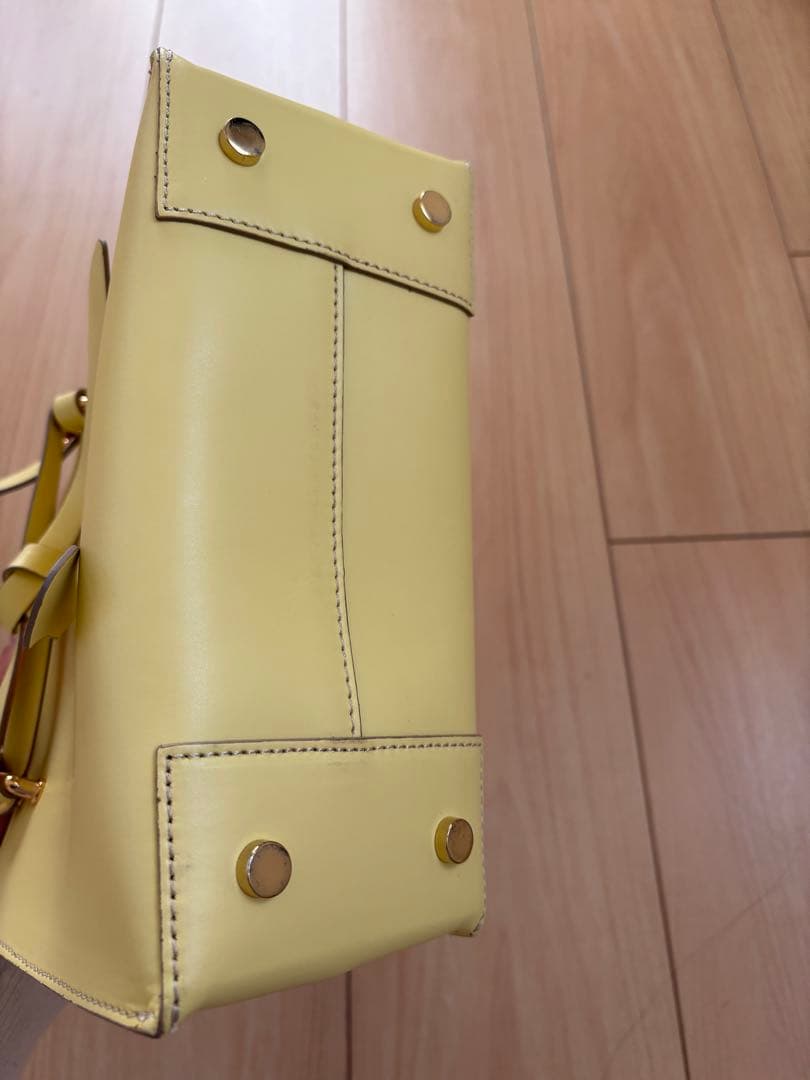 れい様IACUCCIイアクッチ　リボンスクエアバッグ