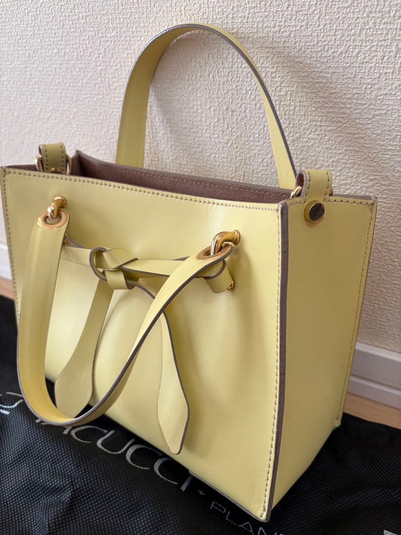 れい様IACUCCIイアクッチ　リボンスクエアバッグ