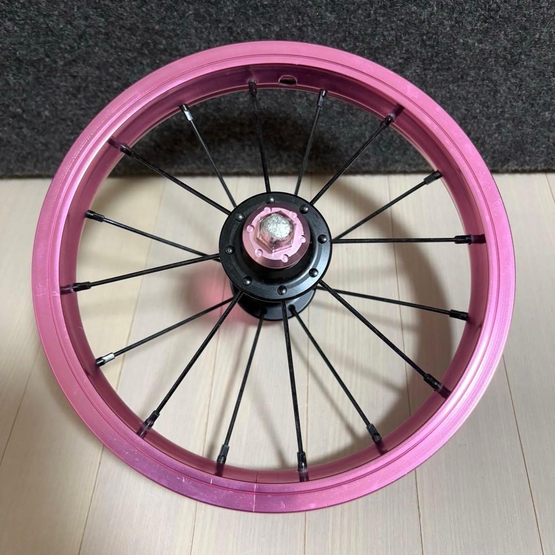 ストライダー　DADDYLAB ダディラボ　ホイール　ピンク　カスタム