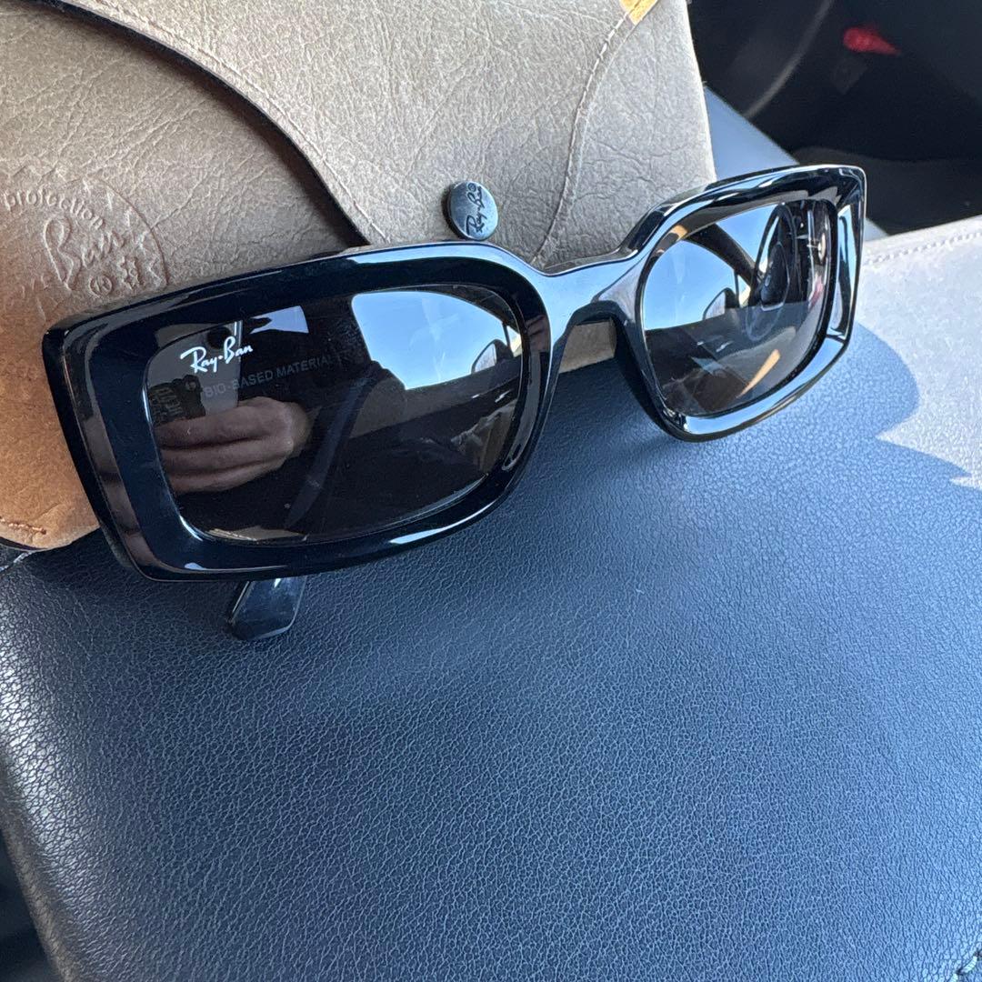 3house愛用Ray-Ban ブラック サングラス ケース付き