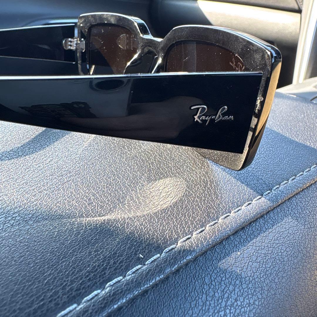 3house愛用Ray-Ban ブラック サングラス ケース付き