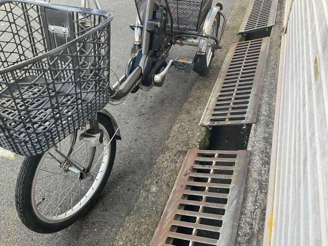 パナソニック最新機種電動アシスト自転車vivi LIFE3輪車前18後16インチ