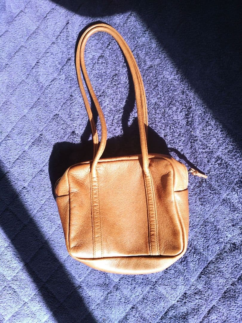 Aeta SQUARE BOSTON ロング ハンドル バッグ S　ブラウン