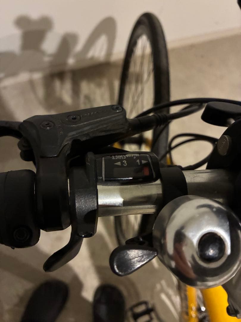 GIANT ESCAPE R3 2023年モデル　ディスクブレーキ