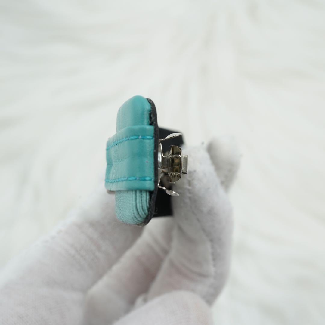 未使用品　箱付き　Salvatore Ferragamo バレッタ　ヘアピン