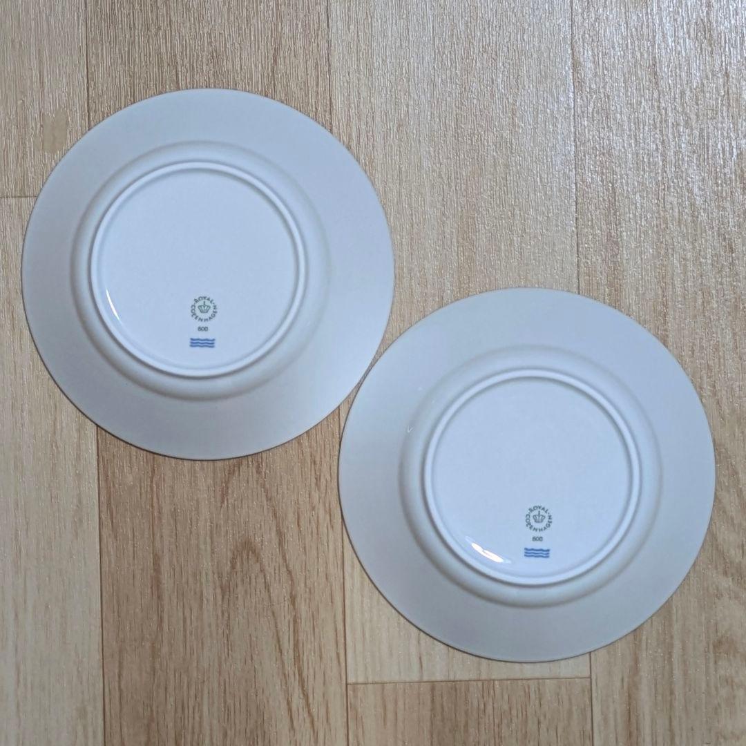 未使用 ロイヤルコペンハーゲンホワイトフルーテッド　ディーププレート17cm×2
