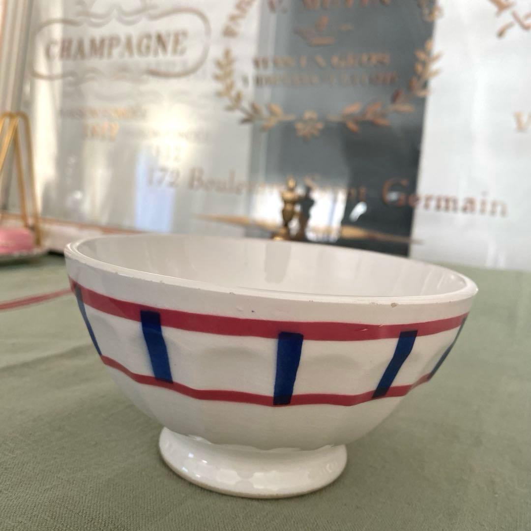 バスク柄　カフオレボウル　バドンヴィレーBadonviller フランス