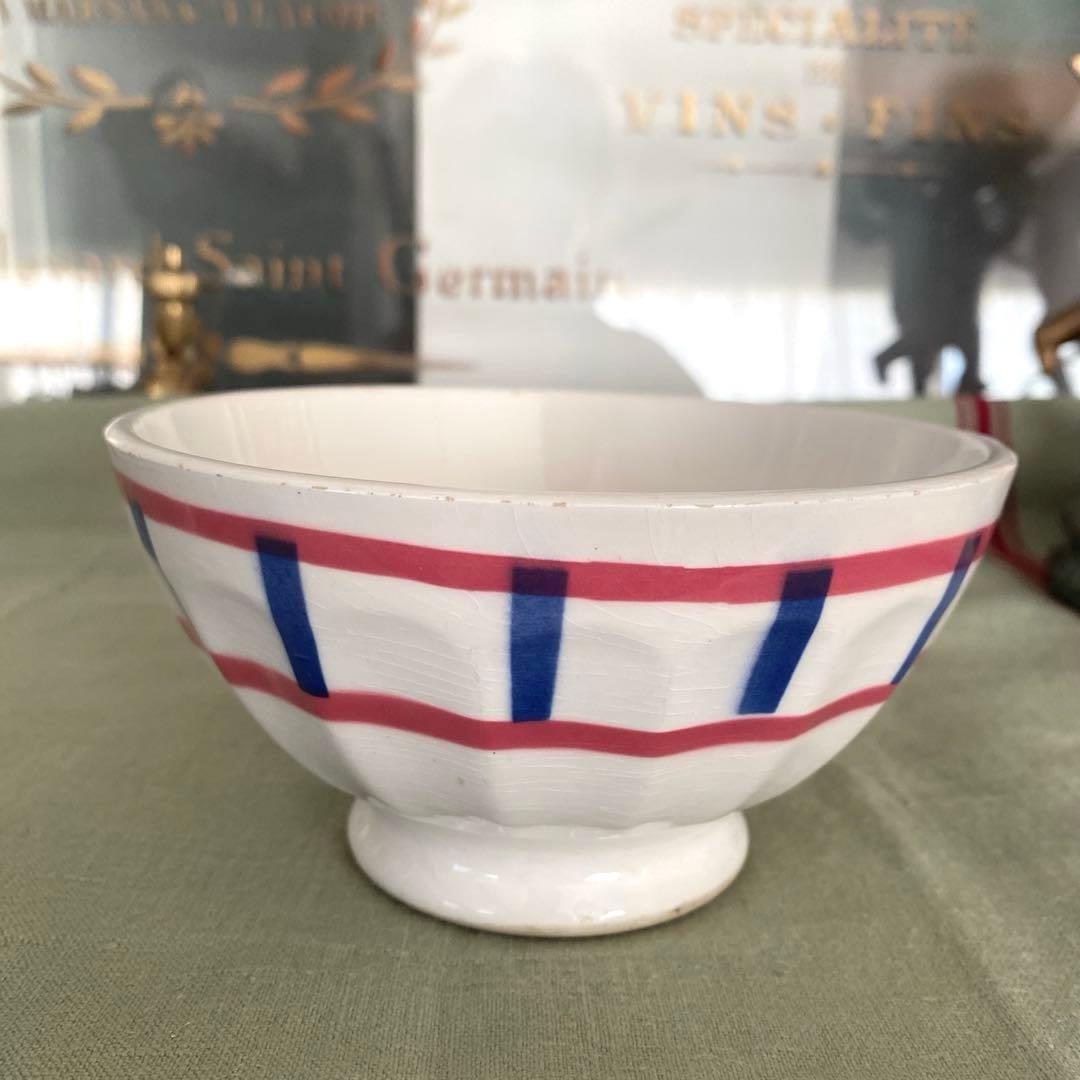 バスク柄　カフオレボウル　バドンヴィレーBadonviller フランス