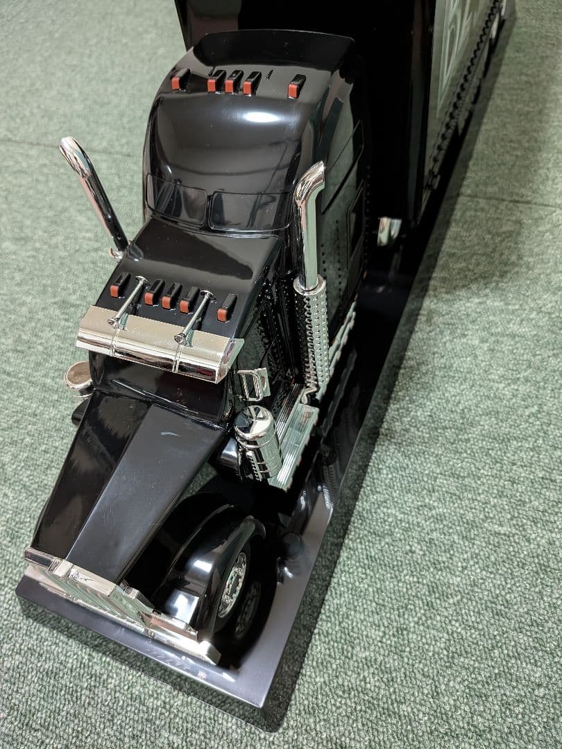 【早い者勝ち】B'z COMPLETE SINGLE BOX トレーラー型