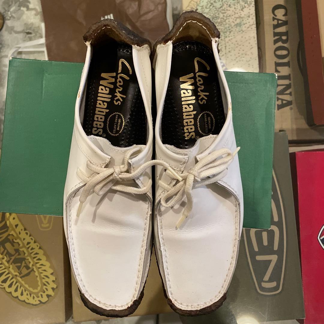 Clarks Wallabees ホワイトレザー