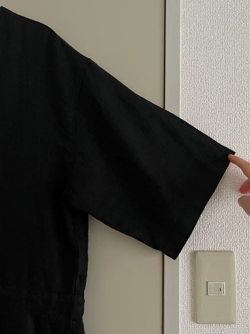 “ソラモナポッシェ”リネンオールインワンサロペット・ブラック・未使用品