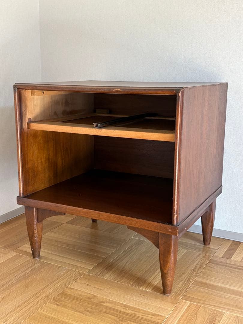 【DREXEL HERITAGE】　Vintage ナイトテーブル