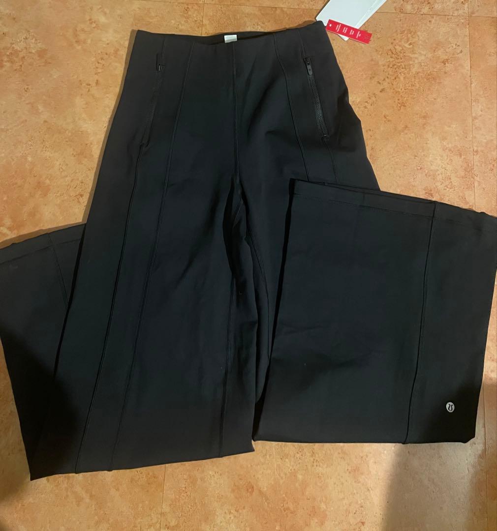 【新品】ルルレモン　ハイライズワイドレッグパンツ S (JP M)