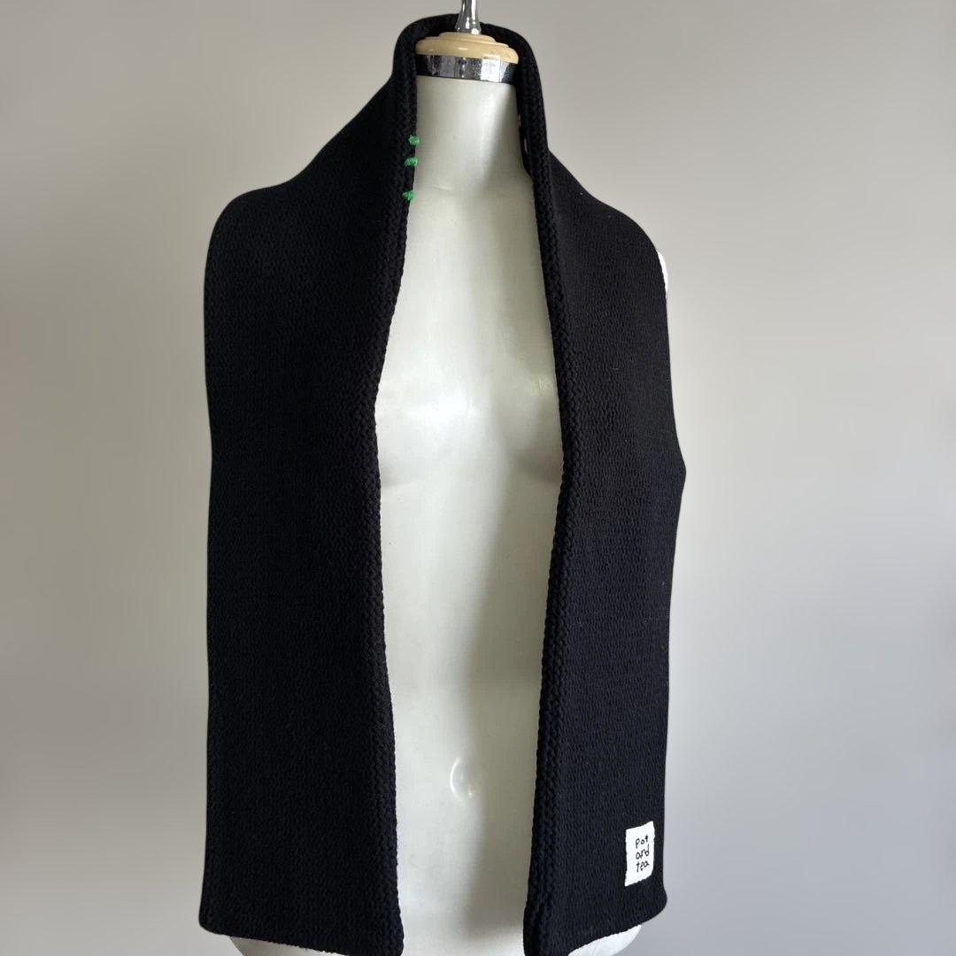 pot and tea 花柄刺繍ニットマフラー　ポットアンドティー　黒　ブラック