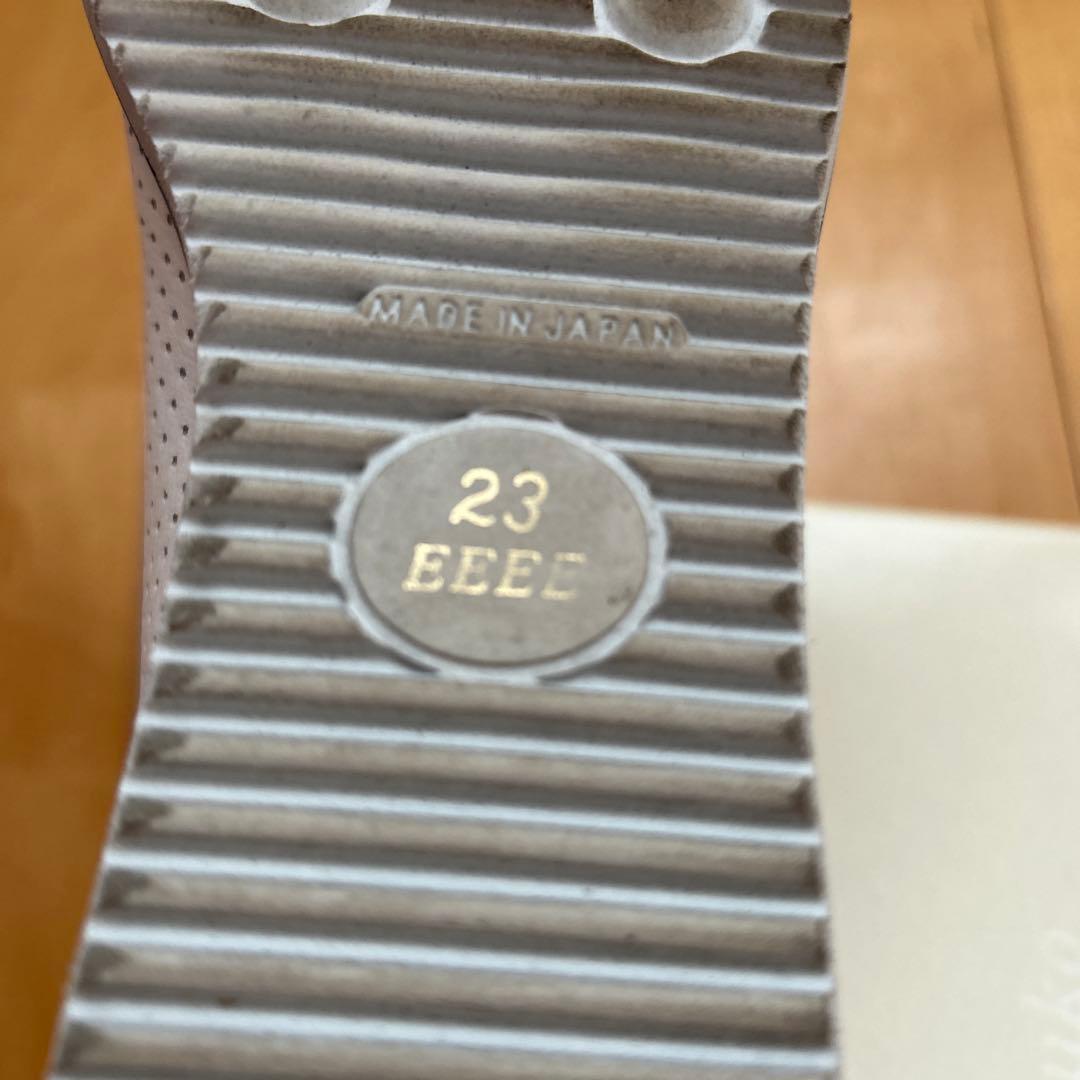 【ミスキョウコ】レディース白スニーカー 23.0cm、靴べら付き