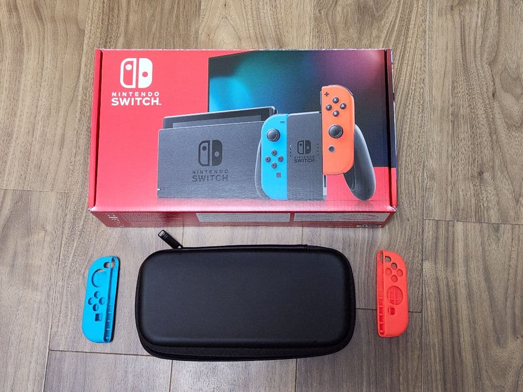 switch 本体 後期 美品 SDカード＋ポーチ付