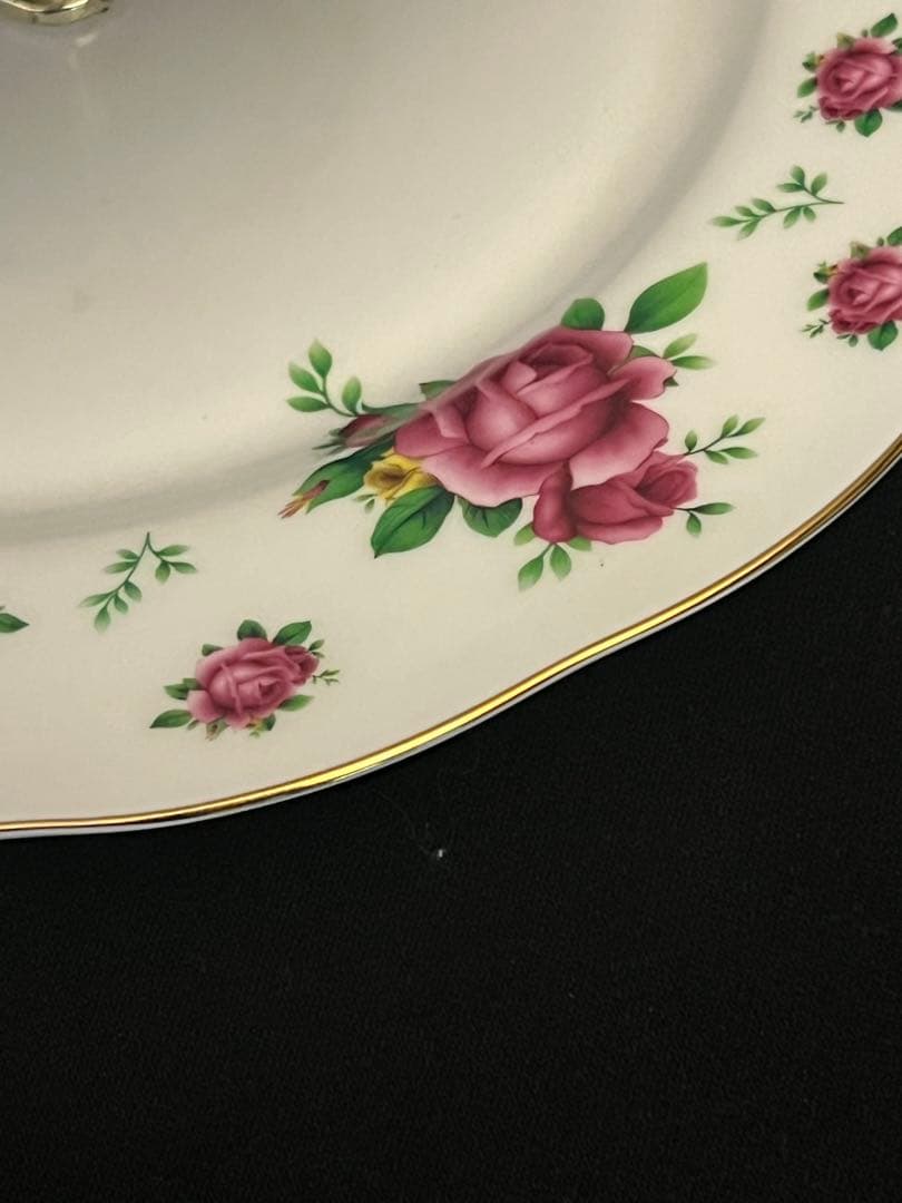   ケーキスタンド ハイティー　お洒落　豪華　王室御用達