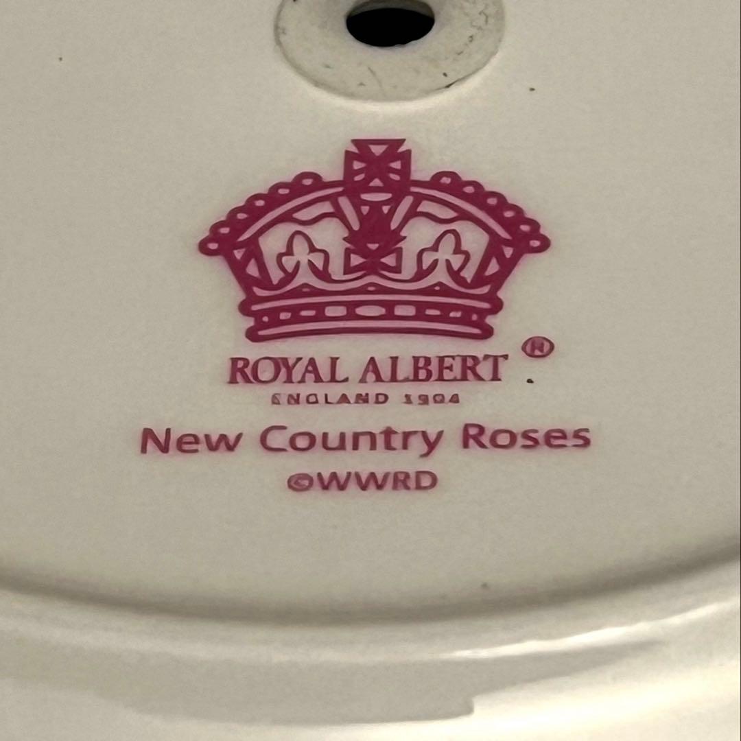   ケーキスタンド ハイティー　お洒落　豪華　王室御用達