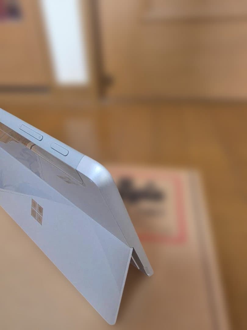 Surface Go 4 (256GB, プラチナ)本体