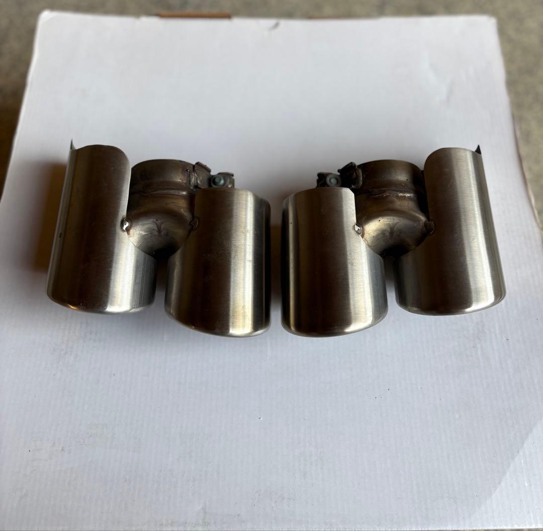 ポルシェ　マフラーカッター　純正　997？