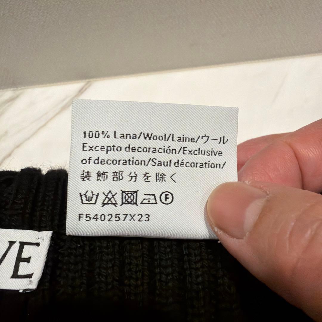 LOEWE ブラック ニット帽