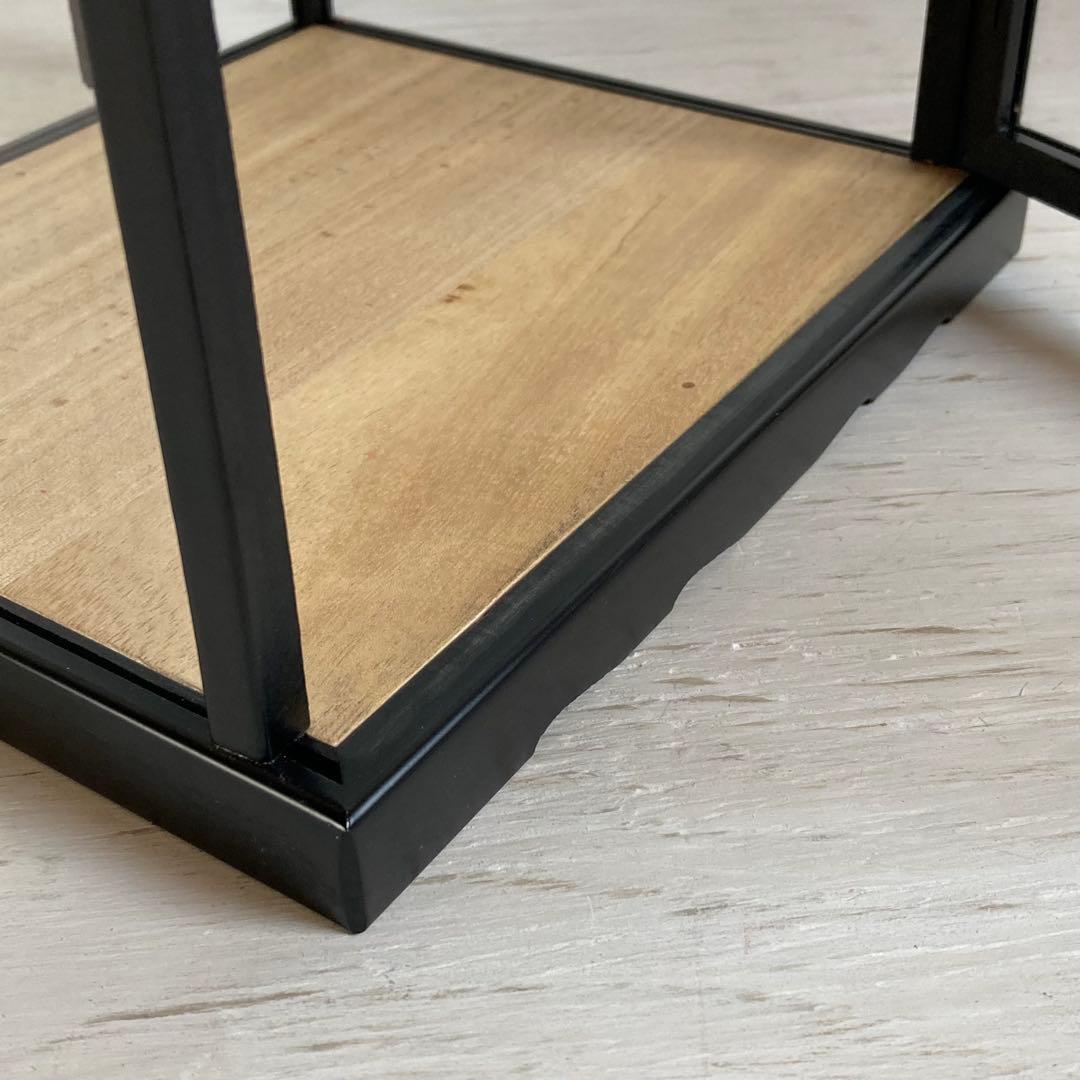 g310 古い木製 小振り黒い木枠ガラスケース 2段 卓上 ショーケース