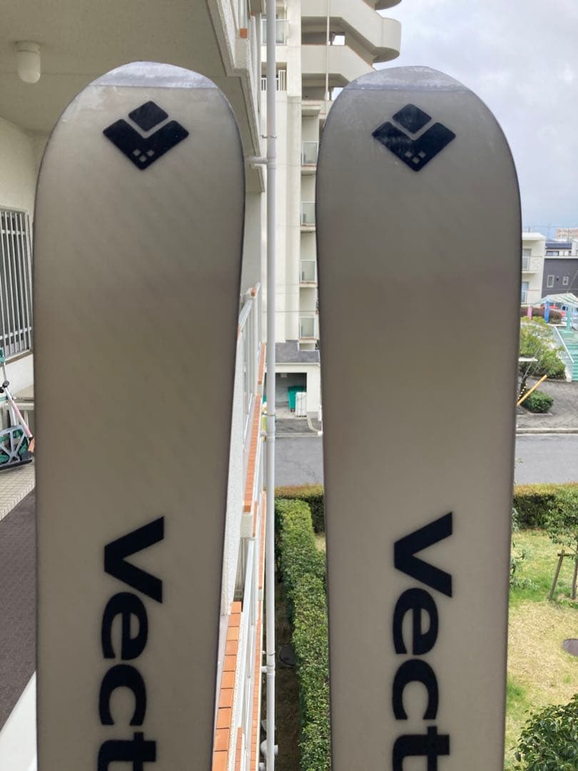 スキー vector glide cordova 180cm