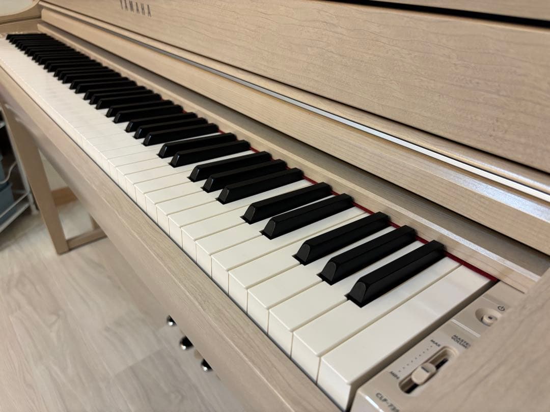 YAMAHA 電子ピアノ Clavinova（クラビノーバ）CLP-735WA