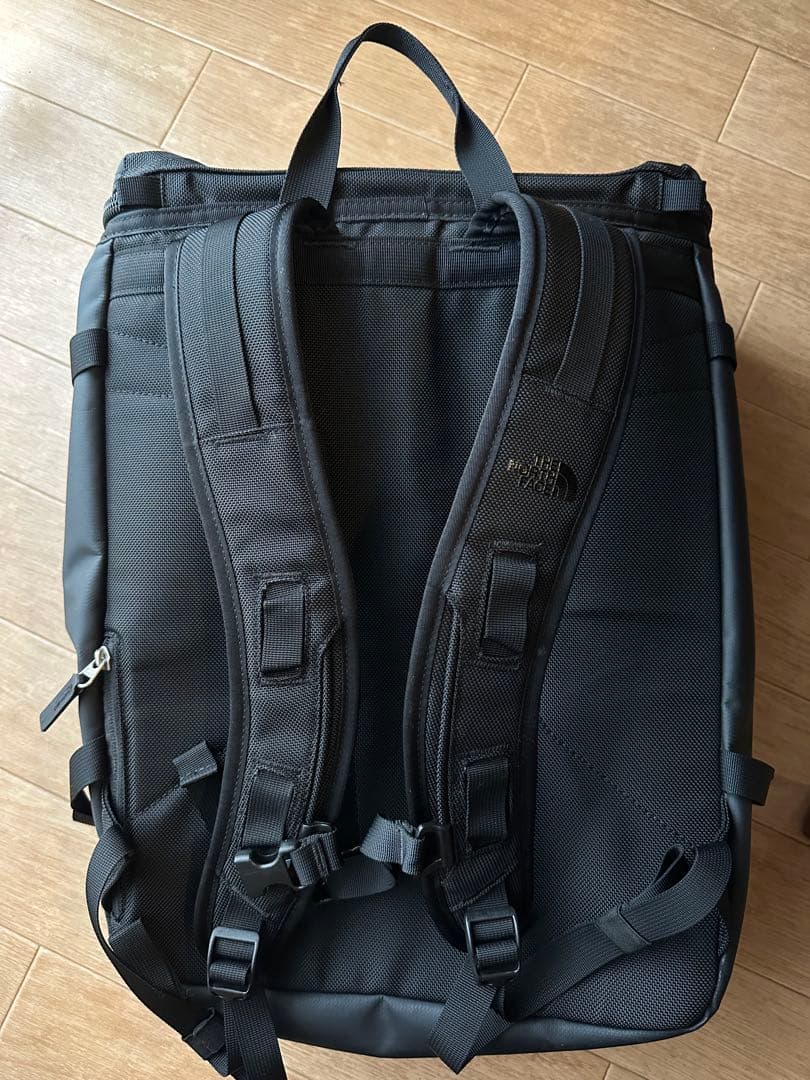 ノースフェイスノベルティBCヒューズボックス30L