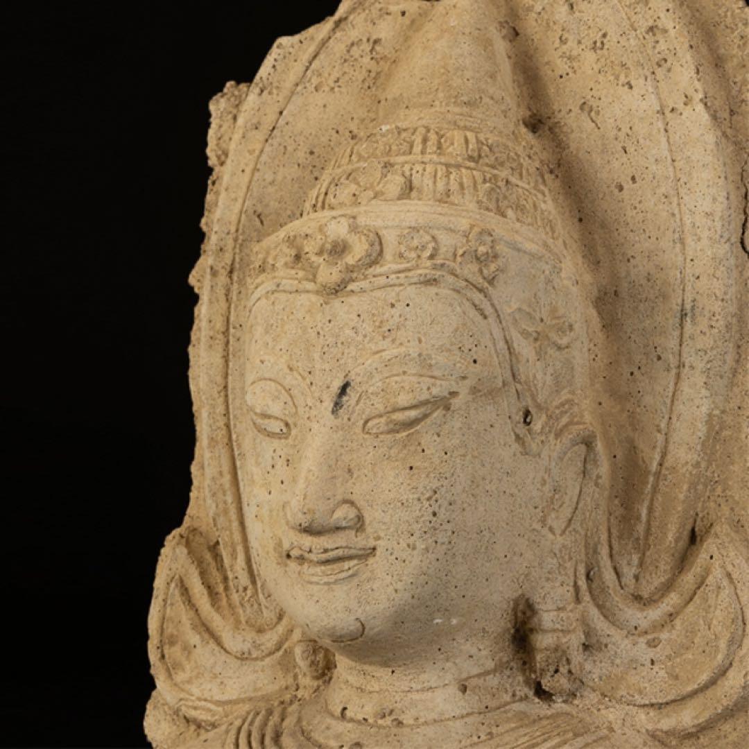 ガンダーラ　チベット　インド　中国　石彫　仏像　石仏