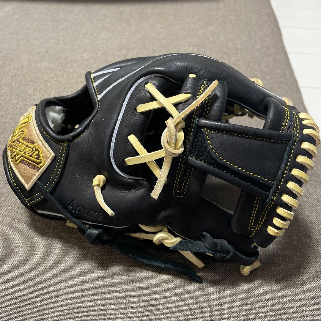 Slugger 軟式グローブ 黒/ベージュ
